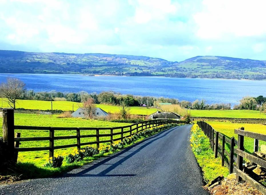 Cosy Self Contained Cottage With Stunning Views Killaloe Eksteriør bilde
