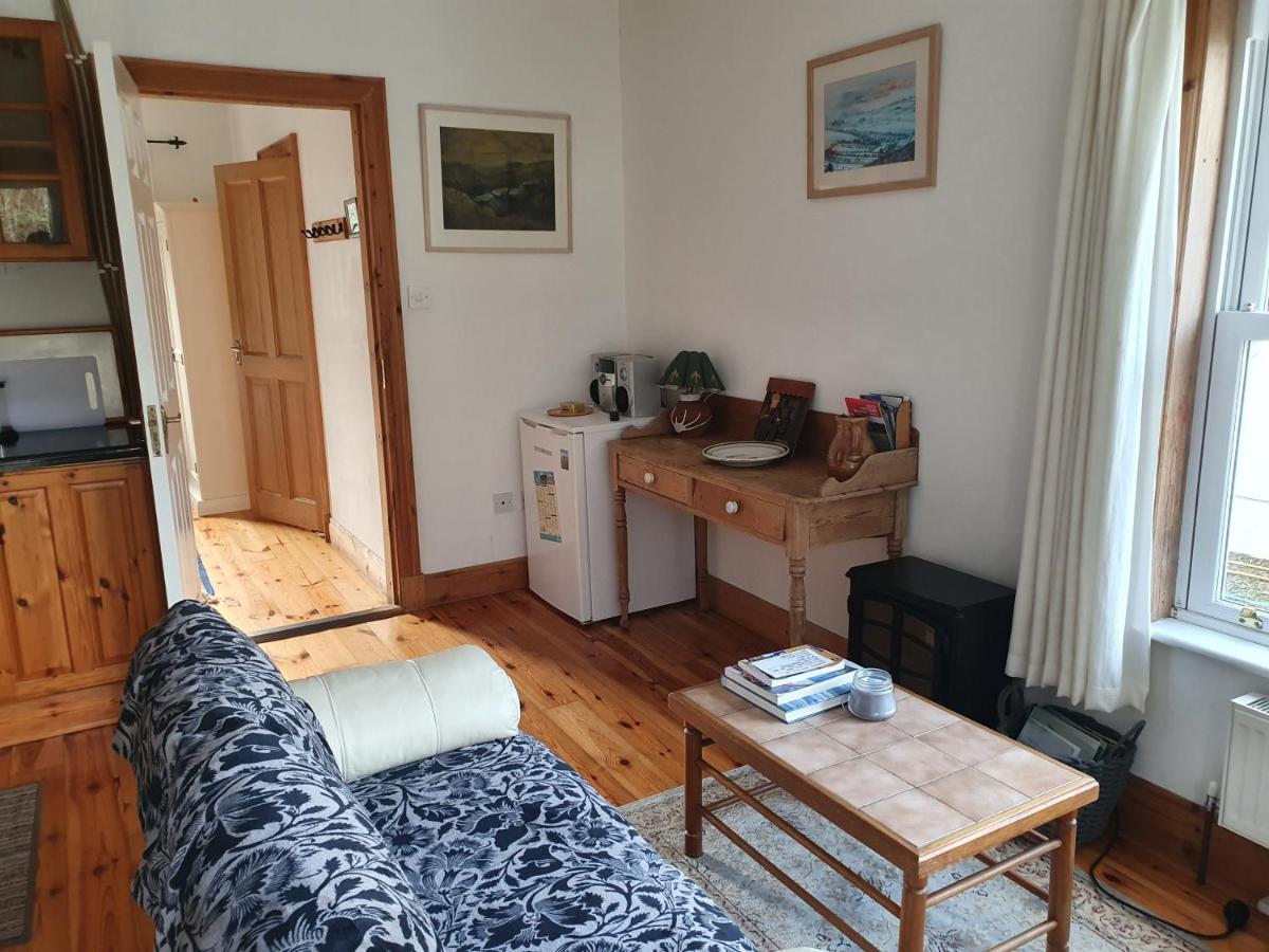 Cosy Self Contained Cottage With Stunning Views Killaloe Eksteriør bilde